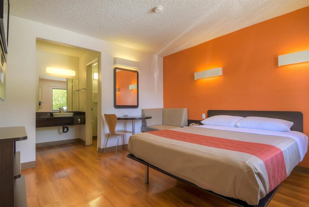 Motel 6 Las Vegas, NV  I-15 Stadium - Image 2